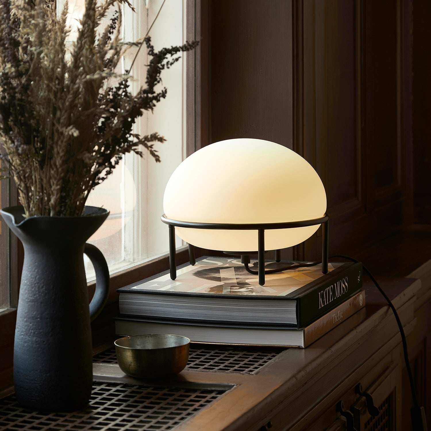 pump-table-lamp-anzaz-Black & White-4