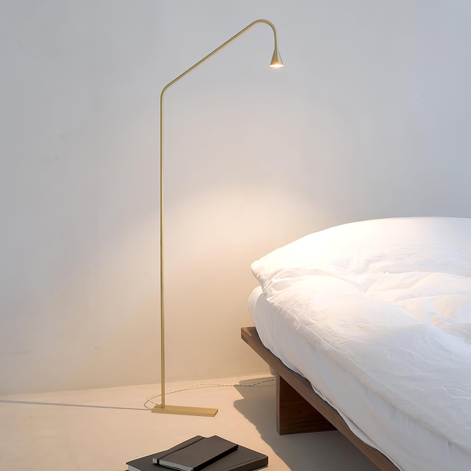 pureform-floor-lamp-anzaz--26