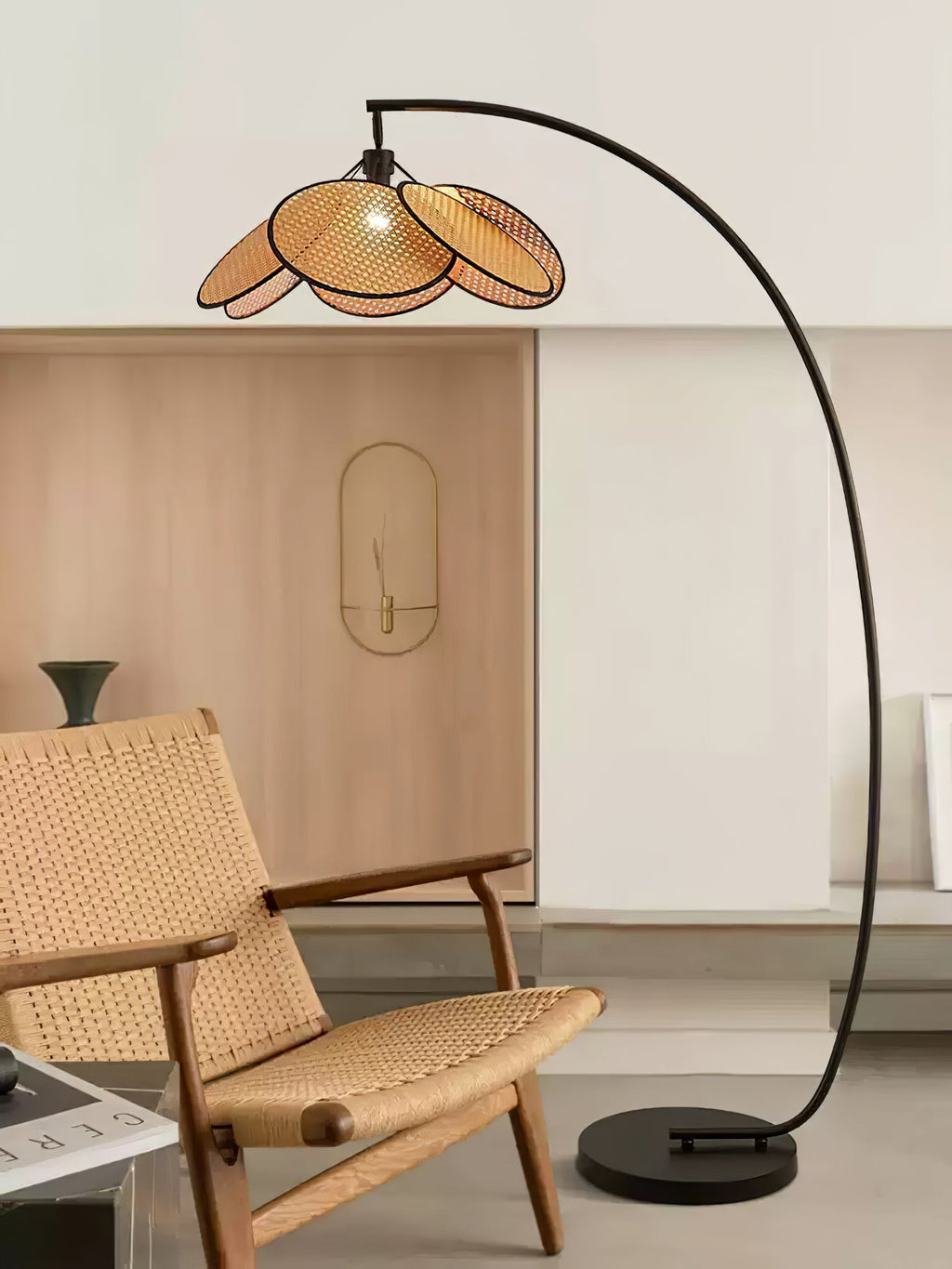 rattan-bloom-arc-floor-lamp-anzaz-Nature rattan color & Black-4
