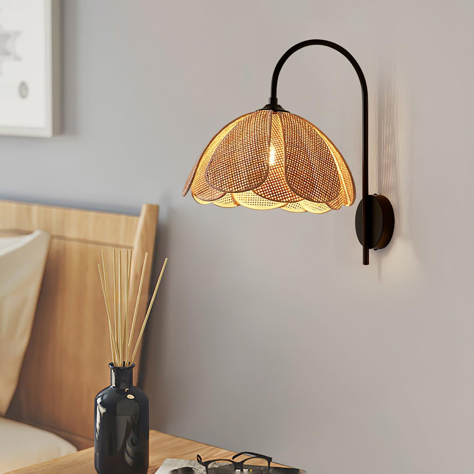 rattan-petal-wall-lamp-anzaz--5