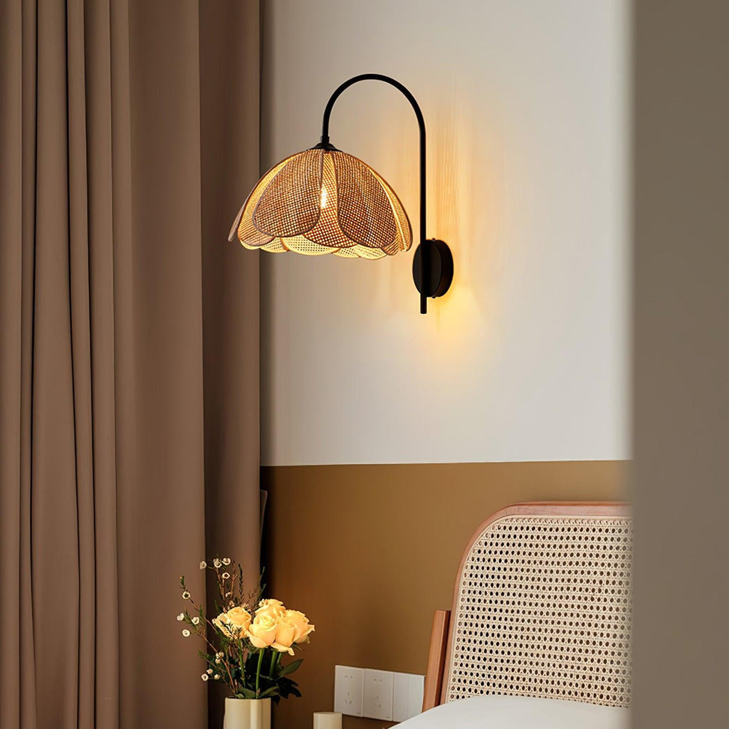 rattan-petal-wall-lamp-anzaz--14