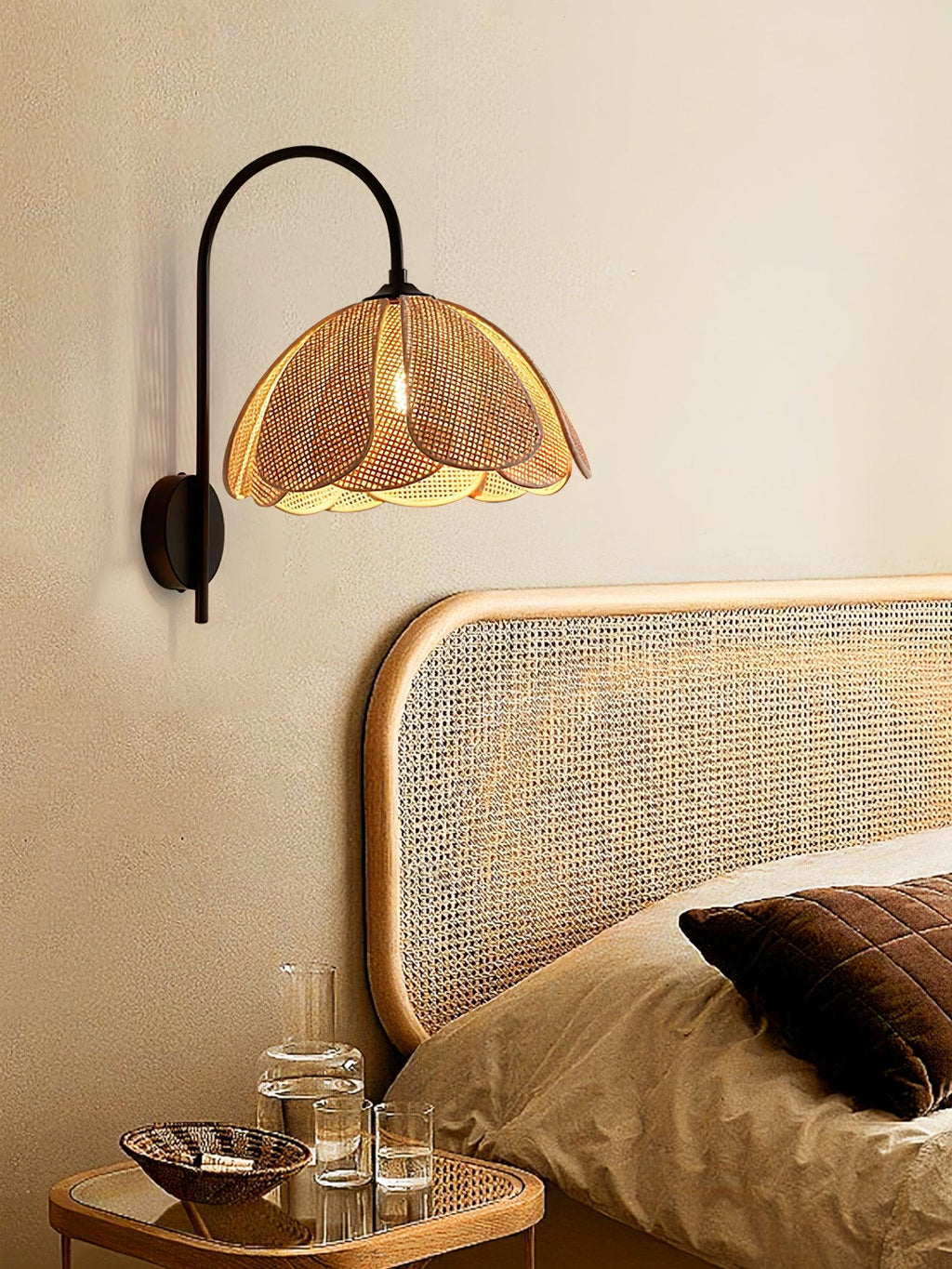 rattan-petal-wall-lamp-anzaz--21