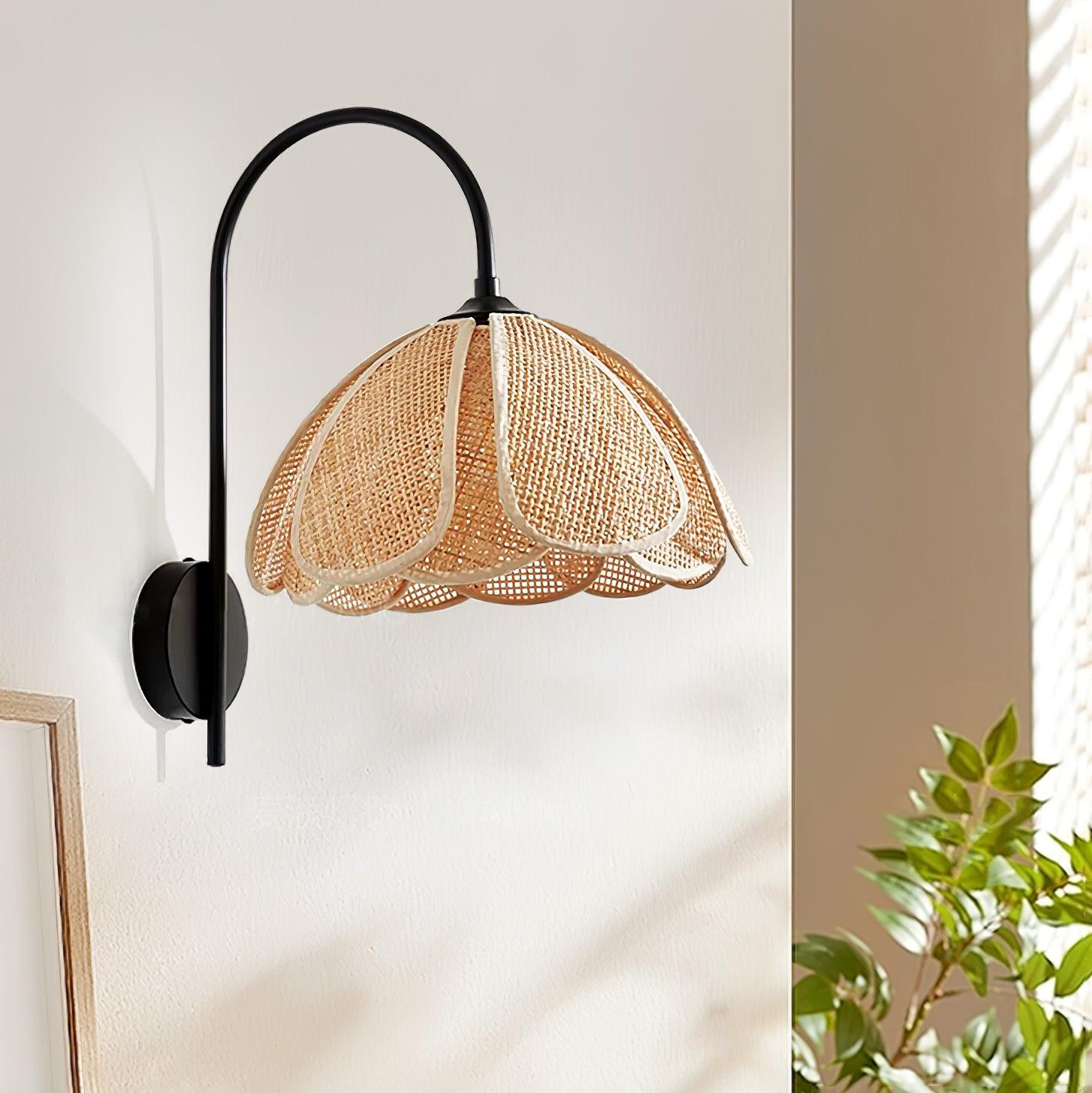 rattan-petal-wall-lamp-anzaz--8