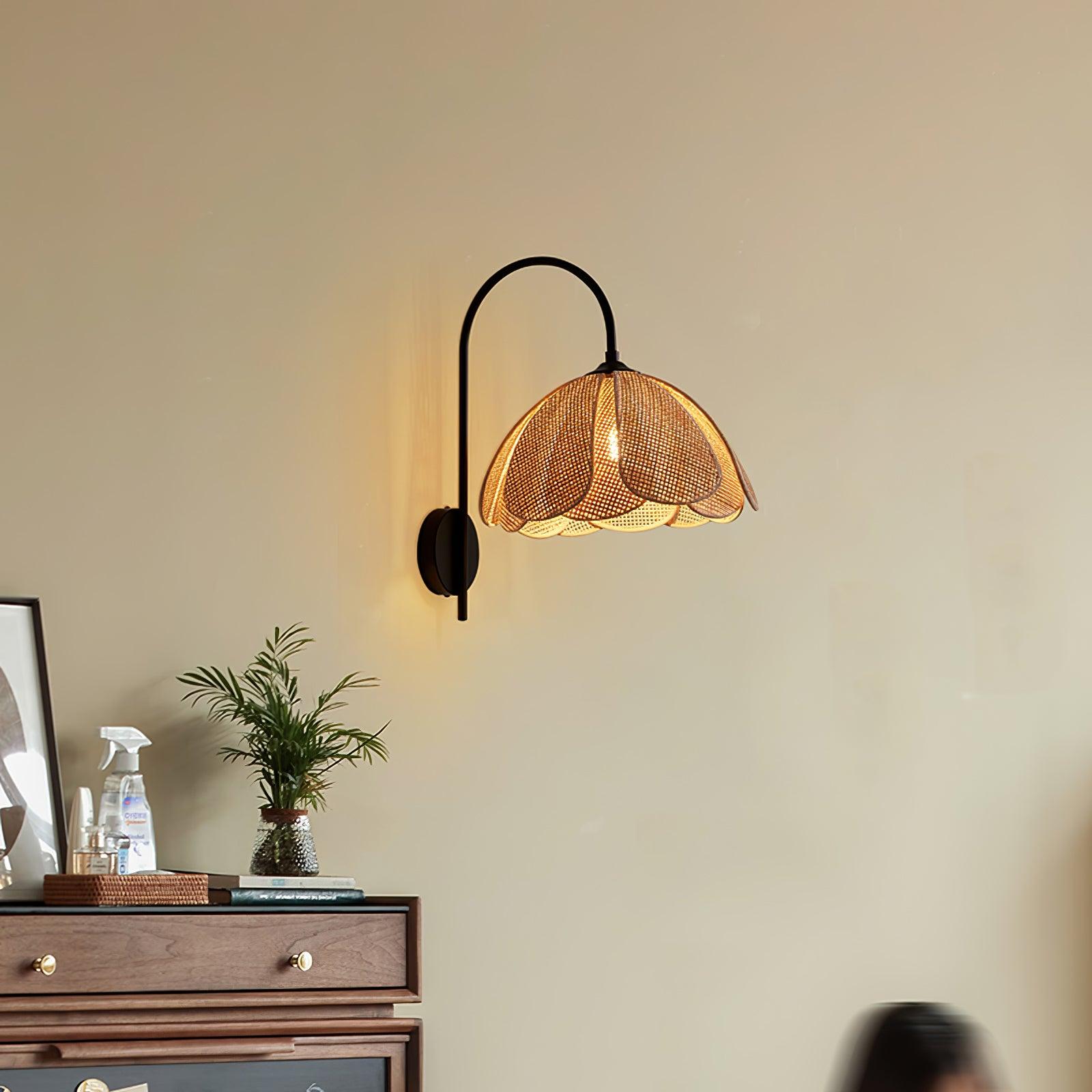 rattan-petal-wall-lamp-anzaz--9