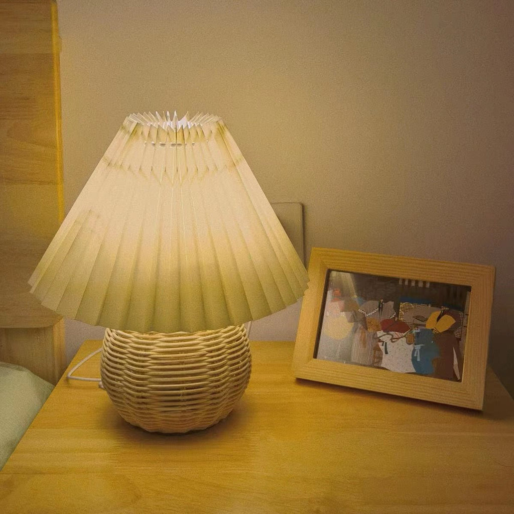 rattan-pleated-table-lamp-anzaz--4