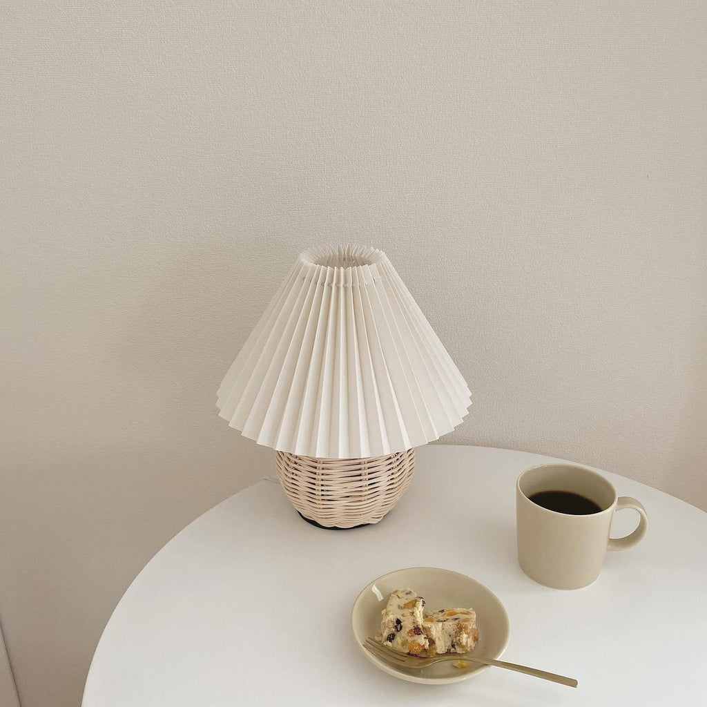 rattan-pleated-table-lamp-anzaz--17