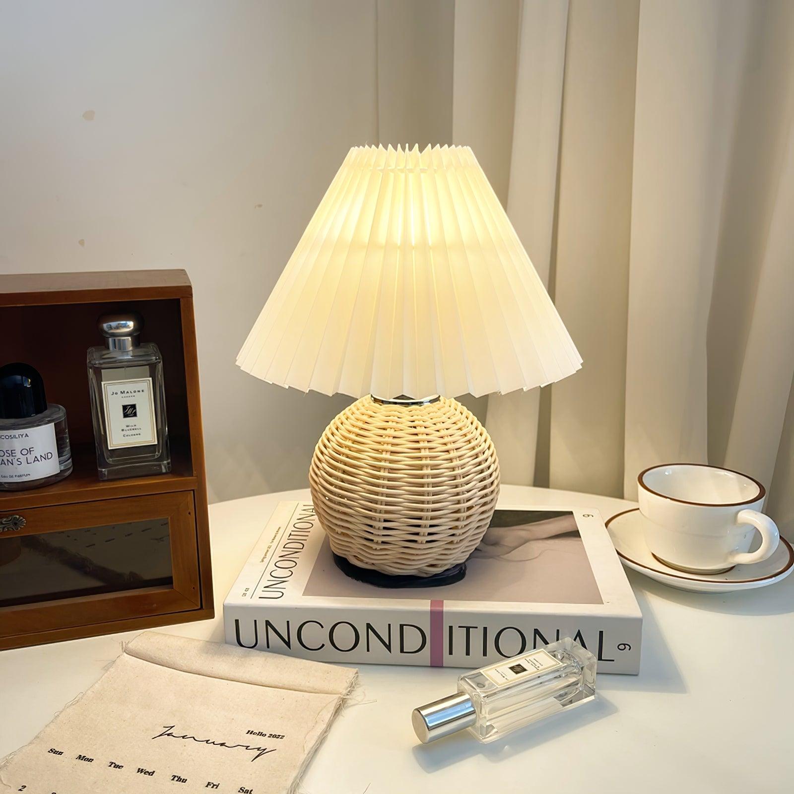rattan-pleated-table-lamp-anzaz--15