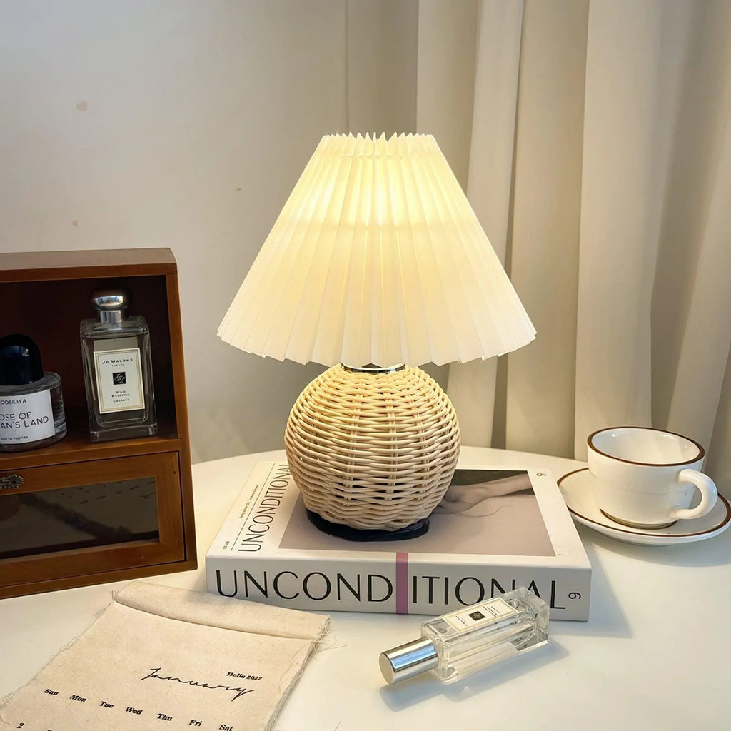 rattan-pleated-table-lamp-anzaz--35