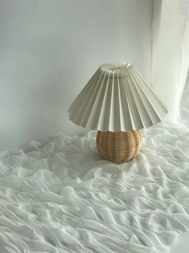 rattan-pleated-table-lamp-anzaz--26