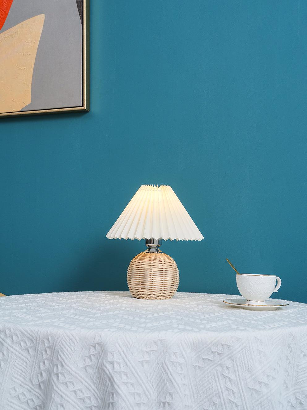 rattan-pleated-table-lamp-anzaz--13