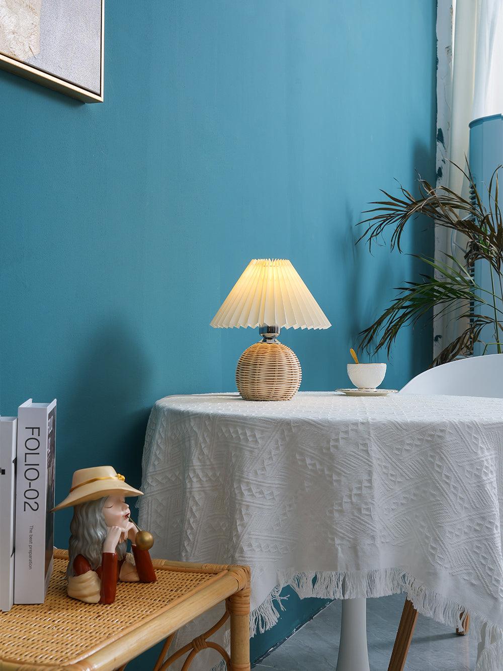 rattan-pleated-table-lamp-anzaz--12