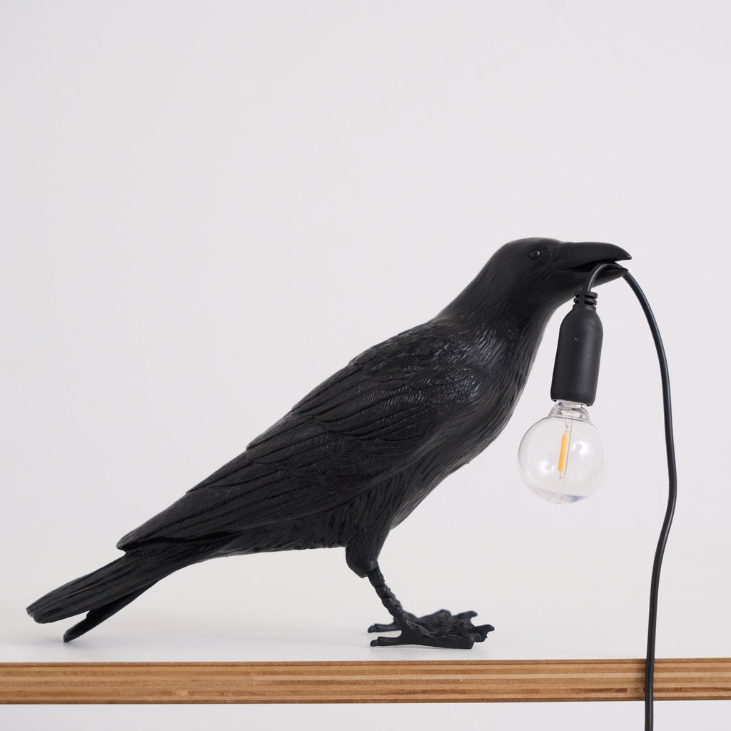 raven-resin-table-lamp-anzaz--45