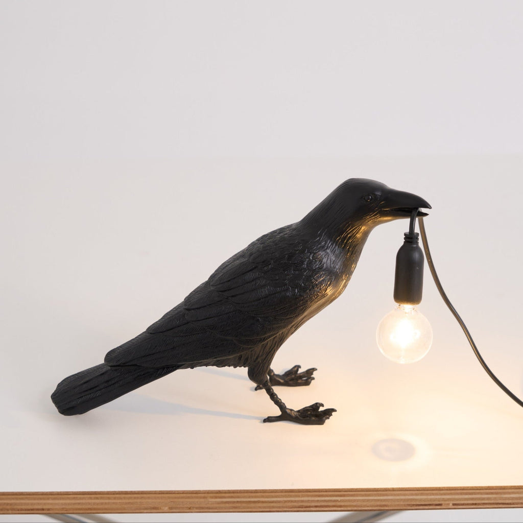 raven-resin-table-lamp-anzaz--47