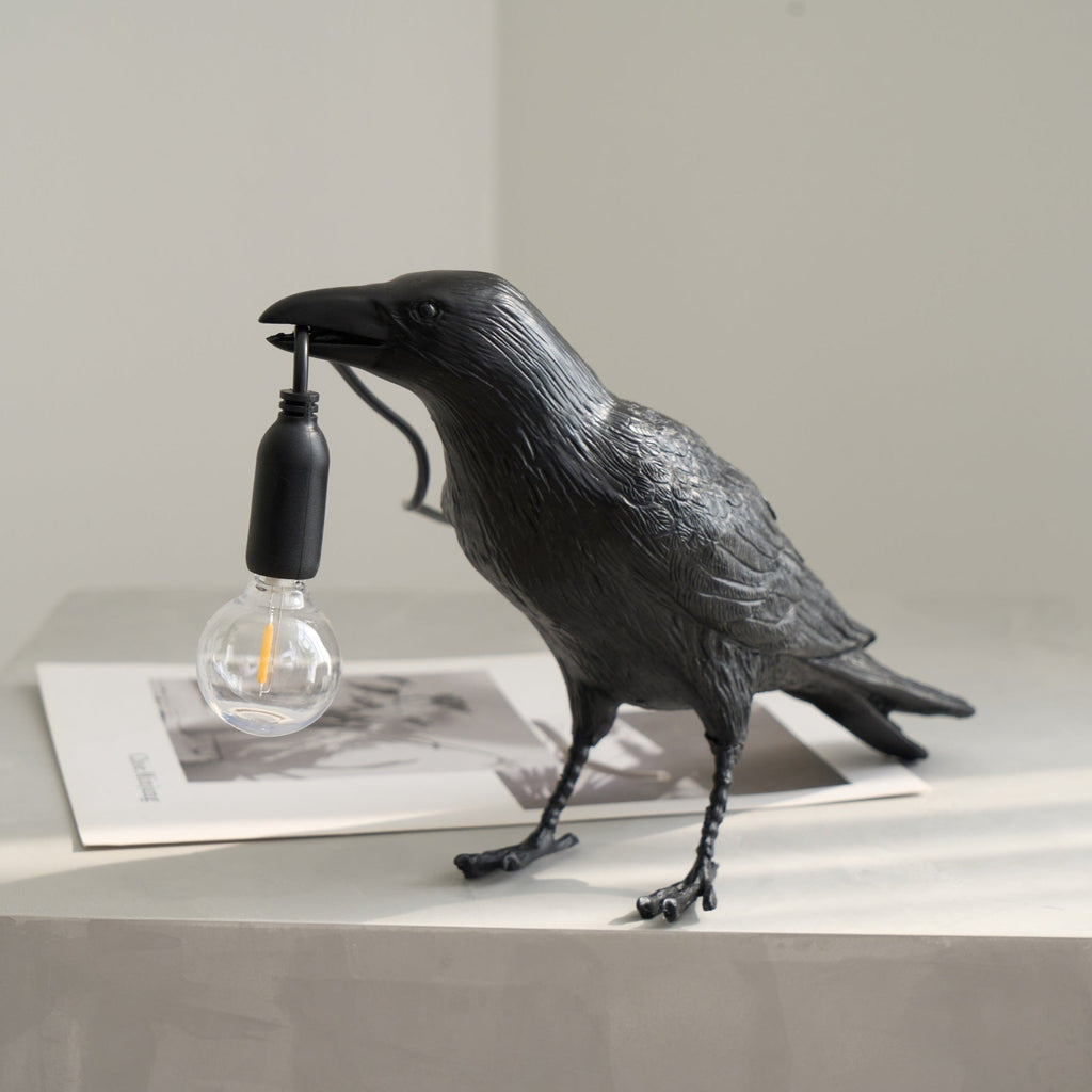 raven-resin-table-lamp-anzaz--18