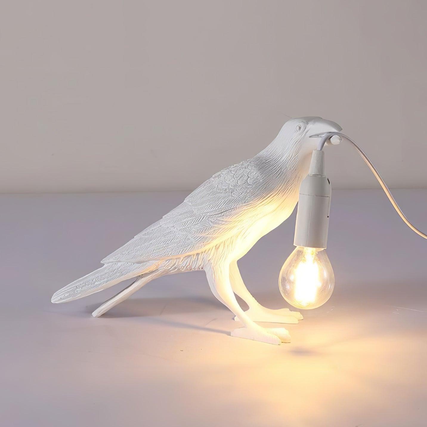 raven-resin-table-lamp-anzaz--40