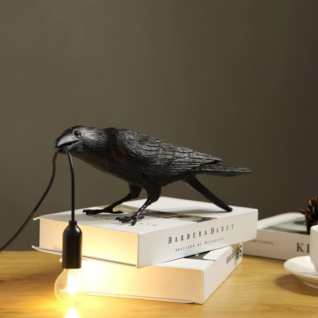raven-resin-table-lamp-anzaz--19