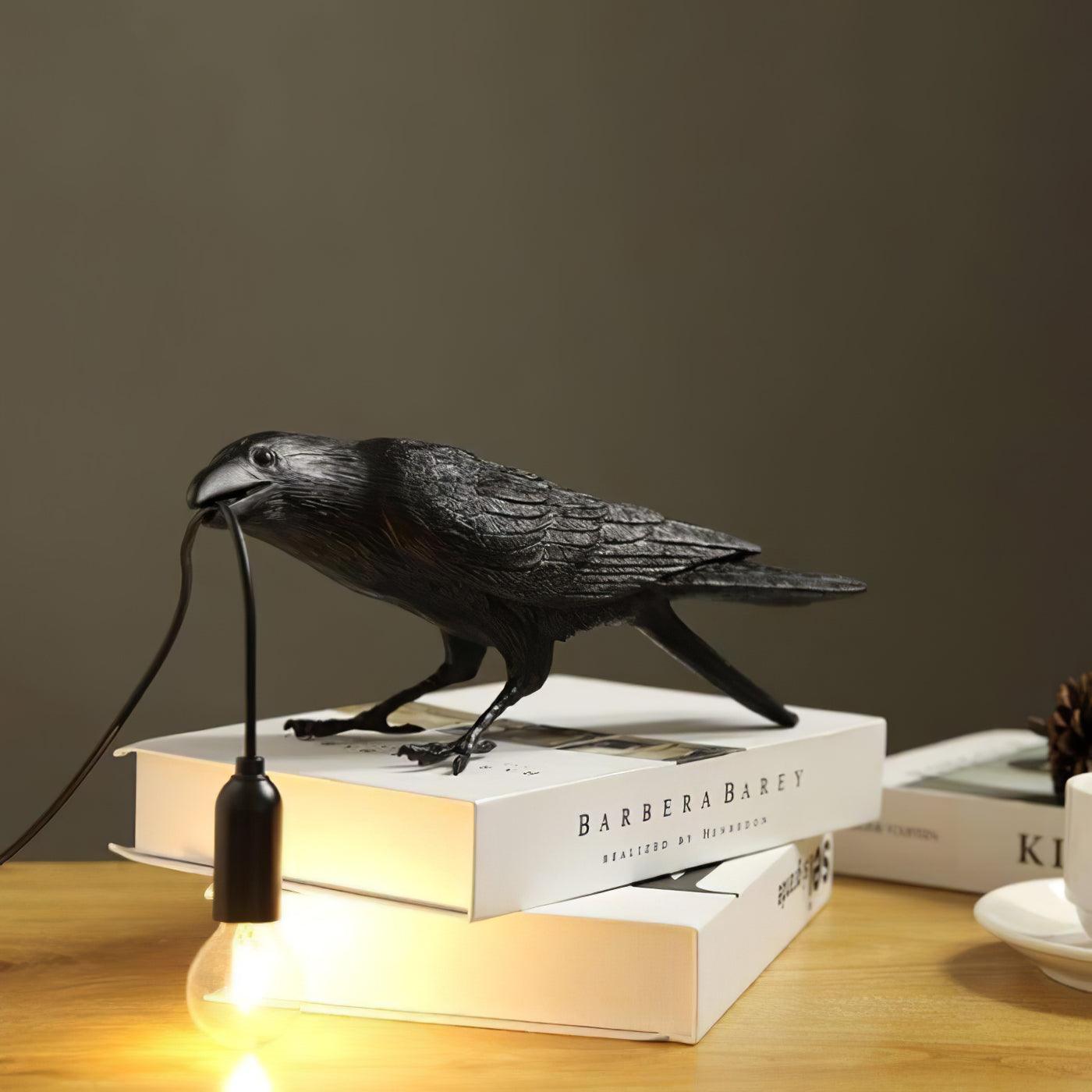 raven-resin-table-lamp-anzaz--19