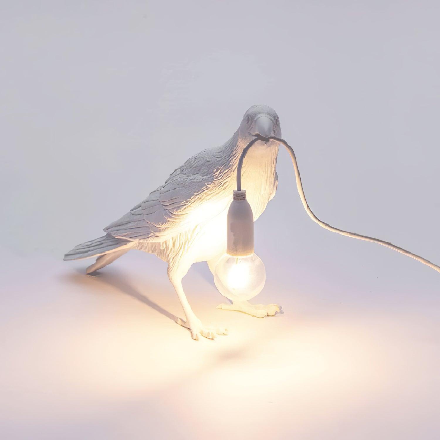 raven-resin-table-lamp-anzaz--34