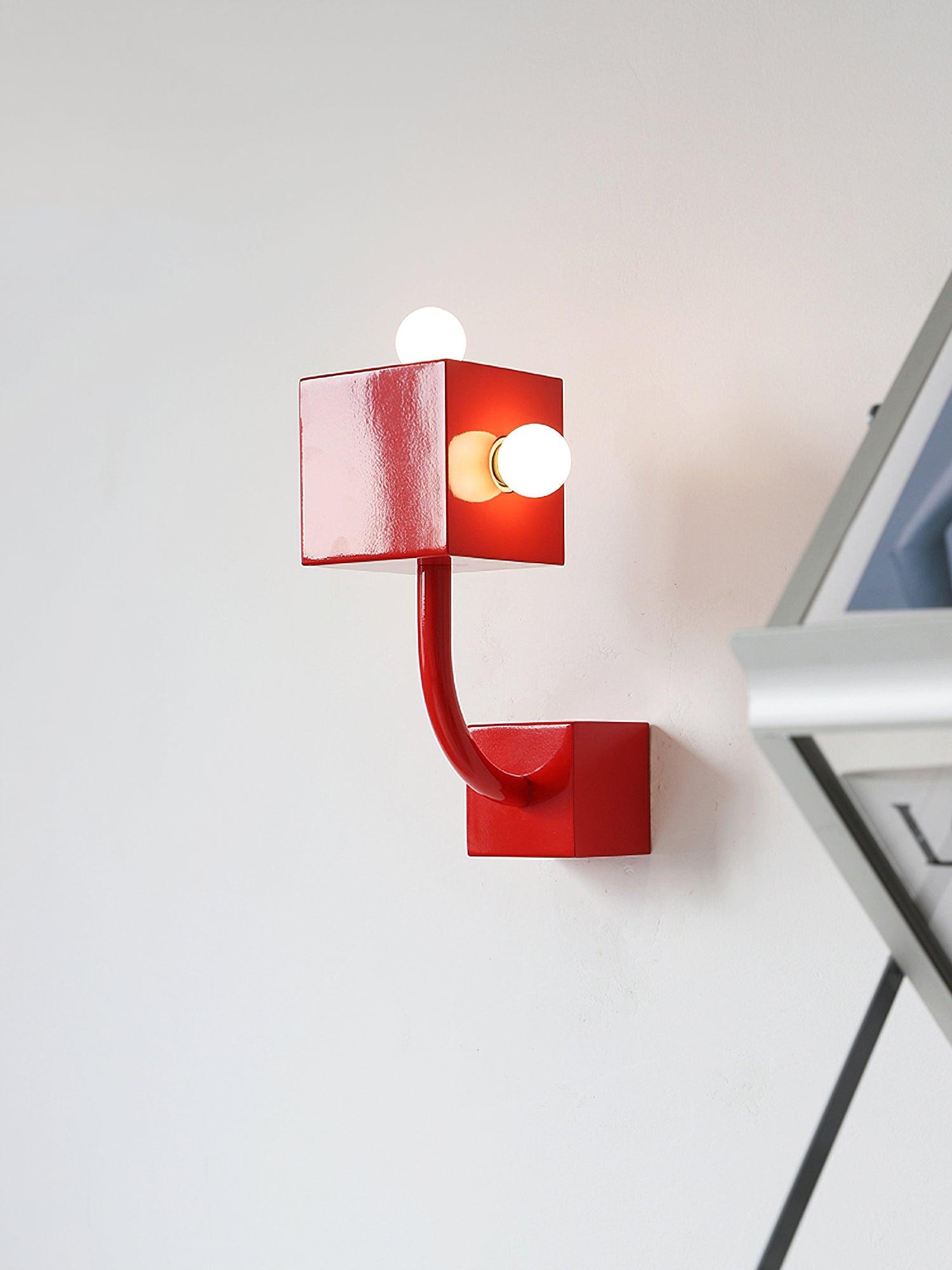 red-cube-wall-lamp-anzaz--4