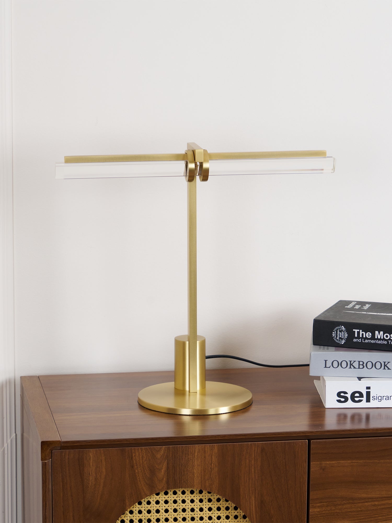 reed-table-lamp-anzaz--24