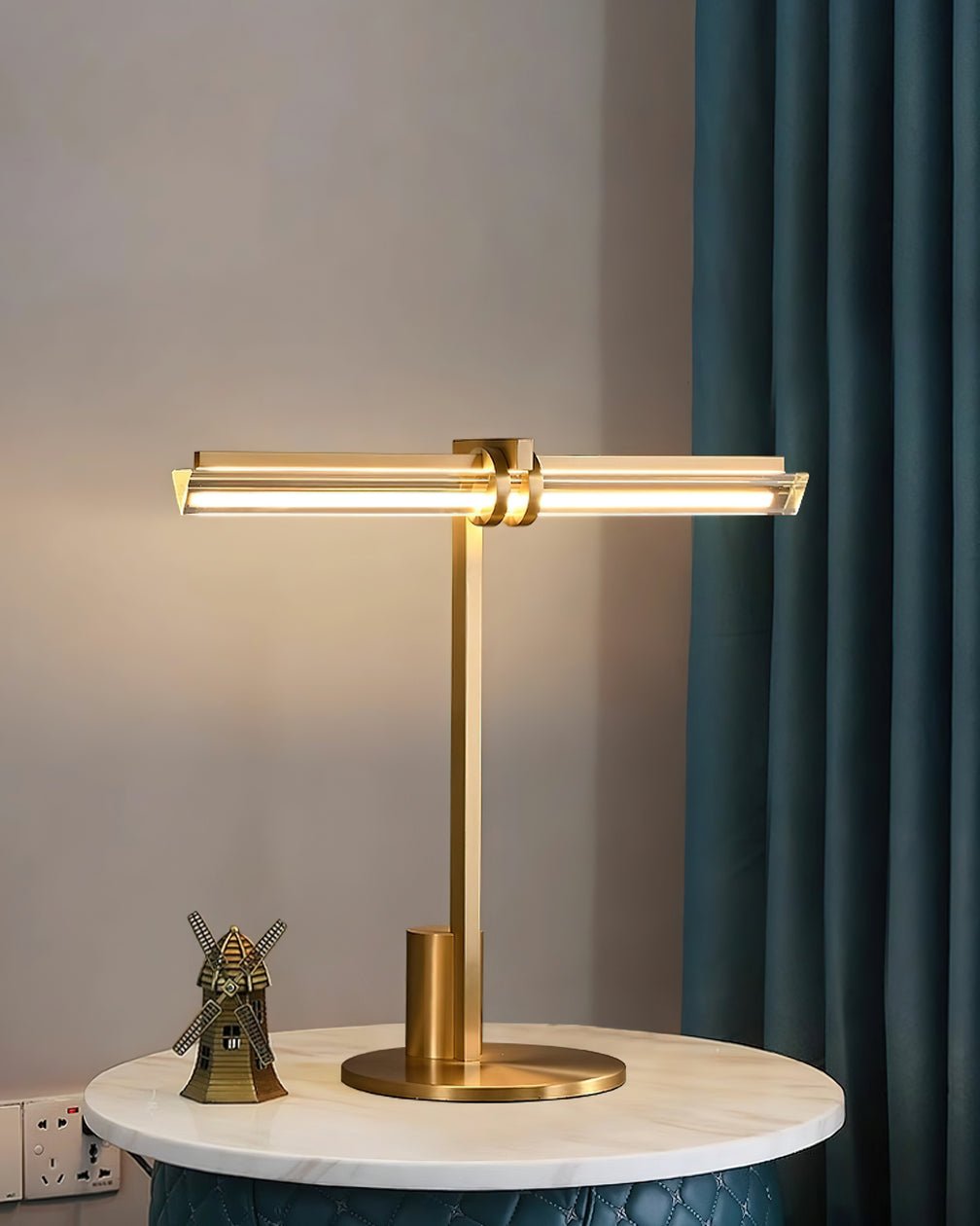 reed-table-lamp-anzaz-Brass & Warm Light-4