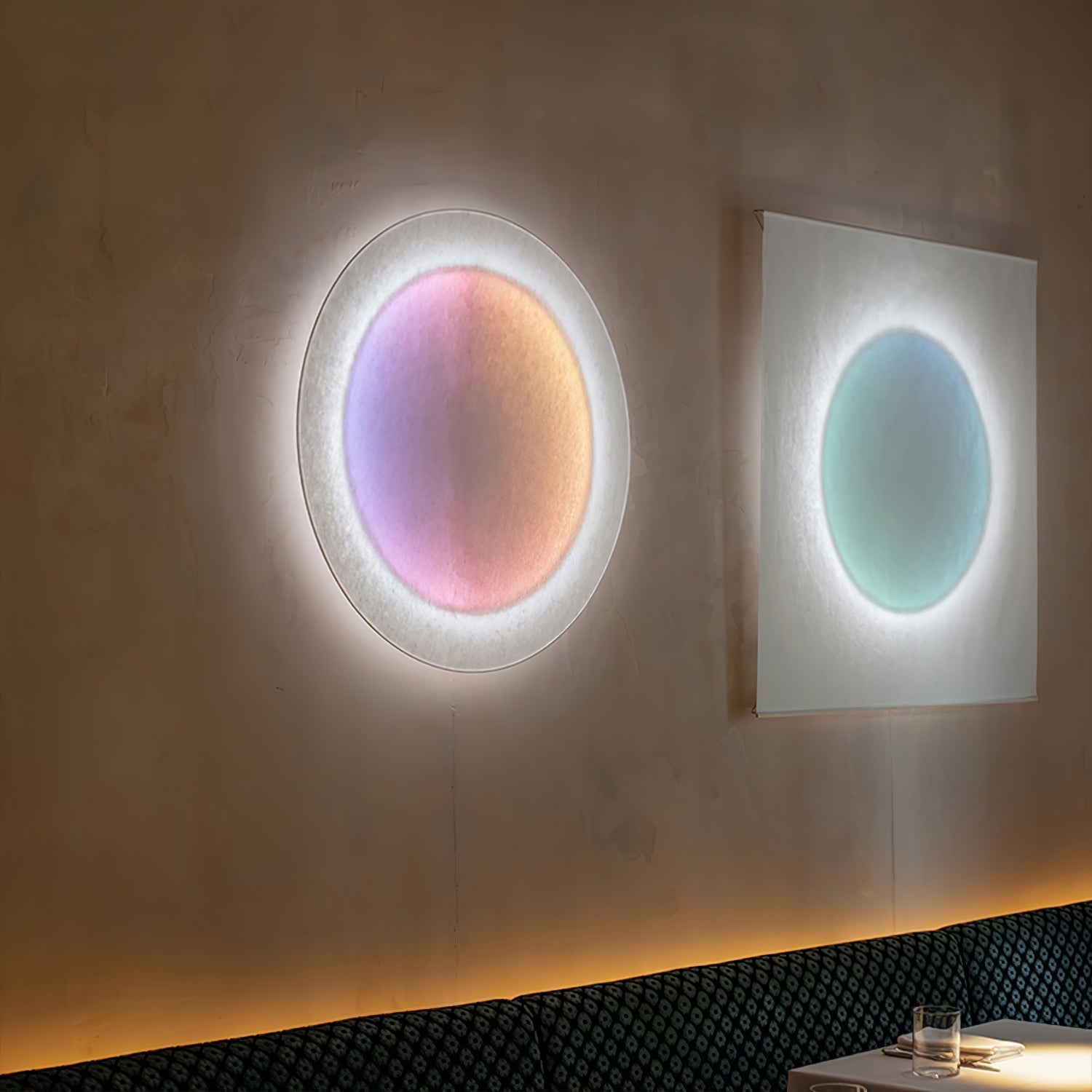relax-plug-in-wall-light-anzaz-Colorful-3