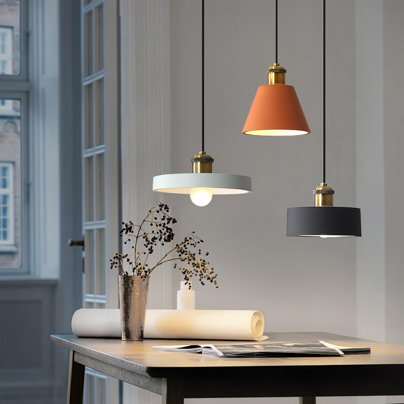 resin-geometric-pendant-lamp-anzaz-Orange-4