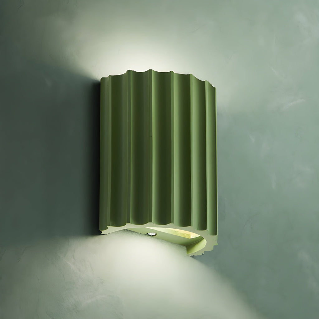 resin-ribbed-wall-lamp-anzaz--14