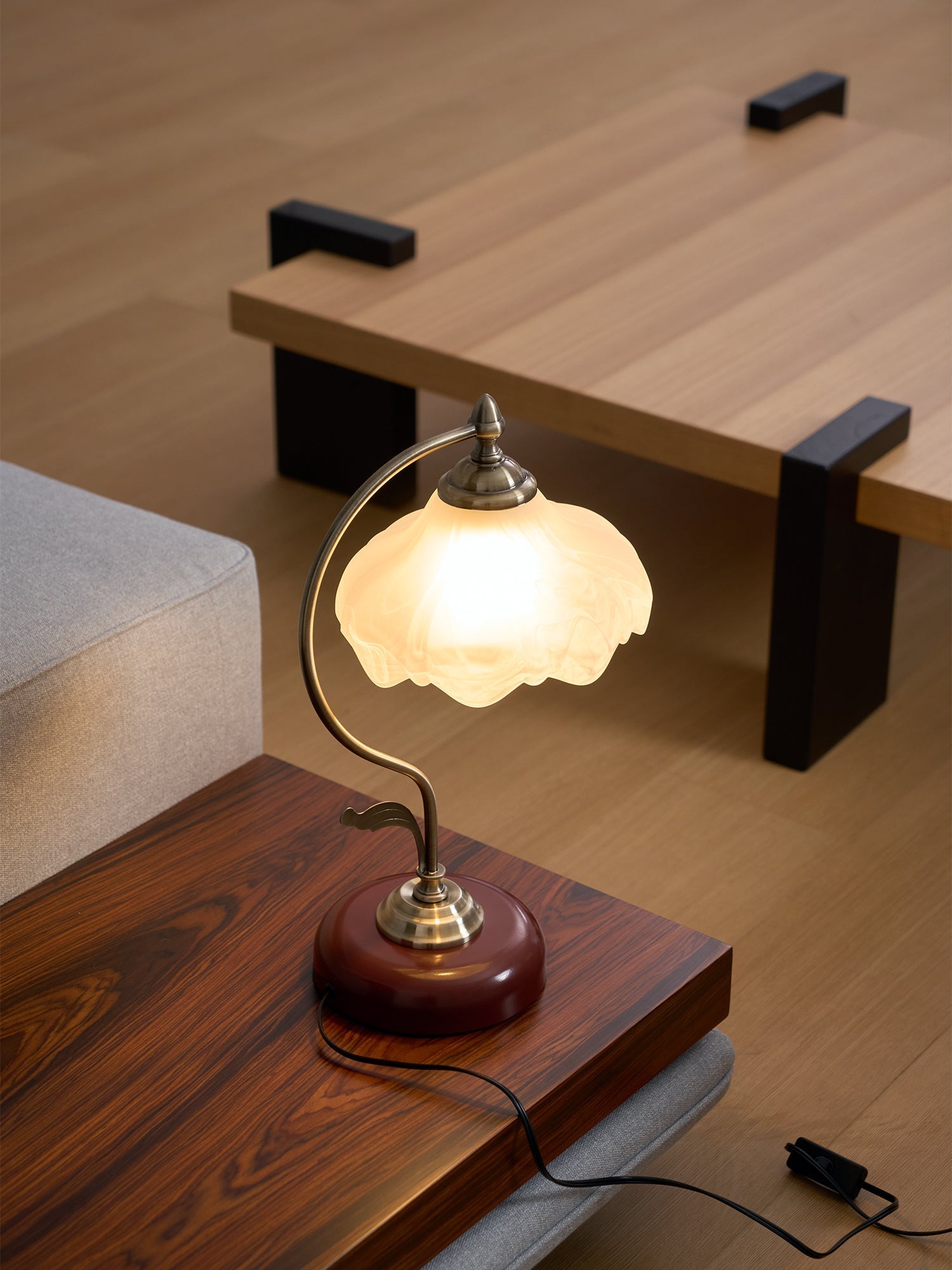 retro-flower-table-lamp-anzaz--25