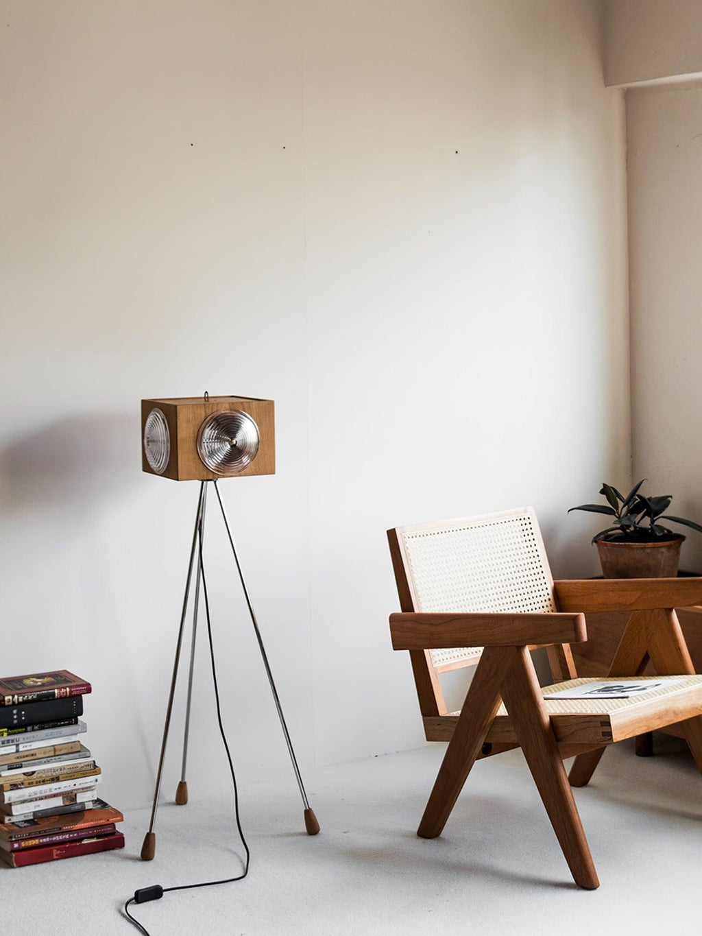retro-camera-focus-floor-lamp-anzaz--17