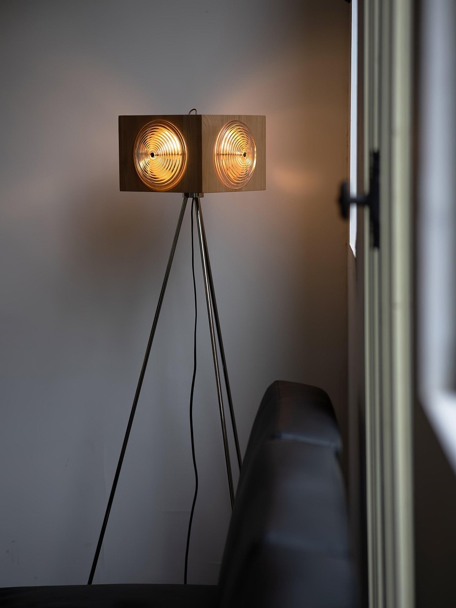 retro-camera-focus-floor-lamp-anzaz--18