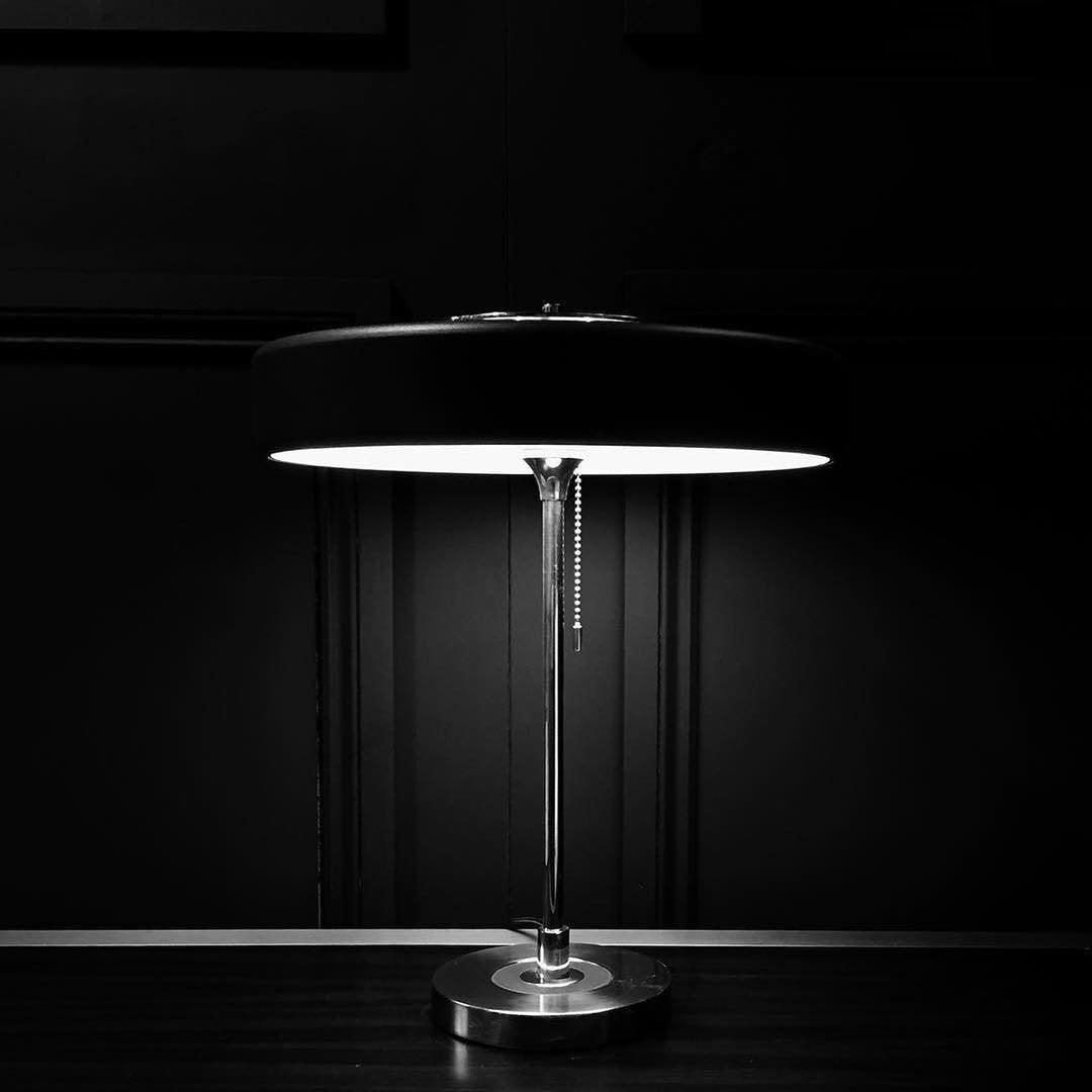 revolve-table-lamp-anzaz-Gold+Red-17