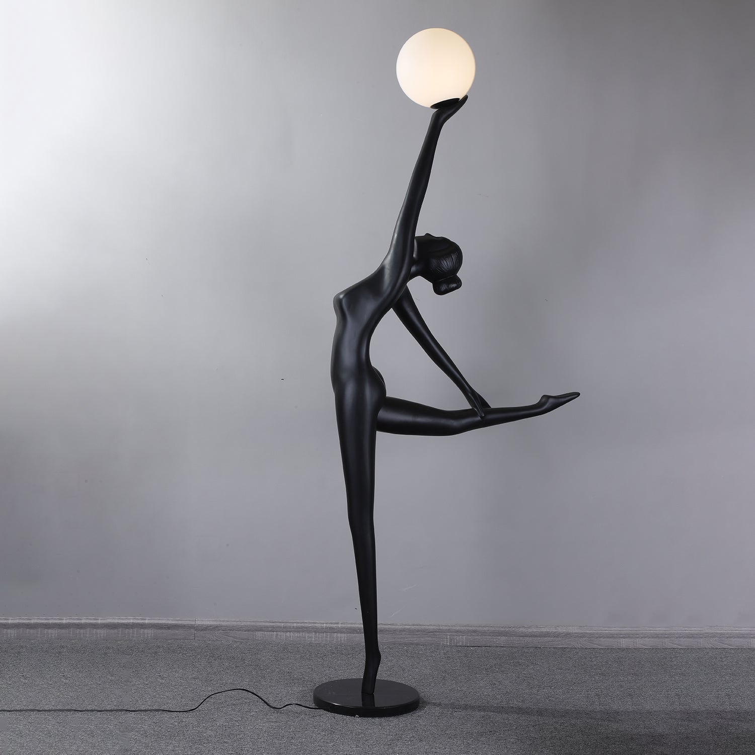 rhythmic-gymnast-sculpture-floor-lamp-anzaz--34