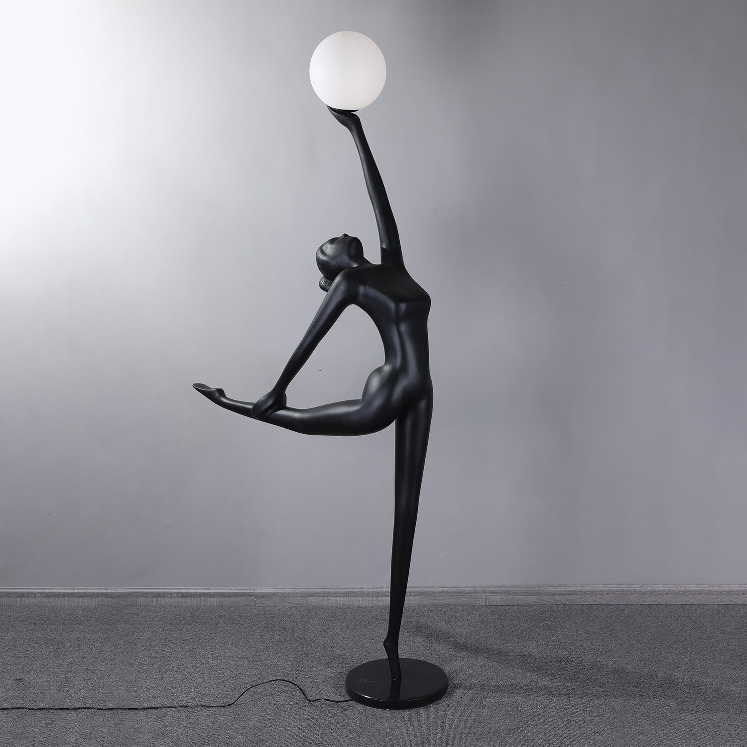 rhythmic-gymnast-sculpture-floor-lamp-anzaz--32