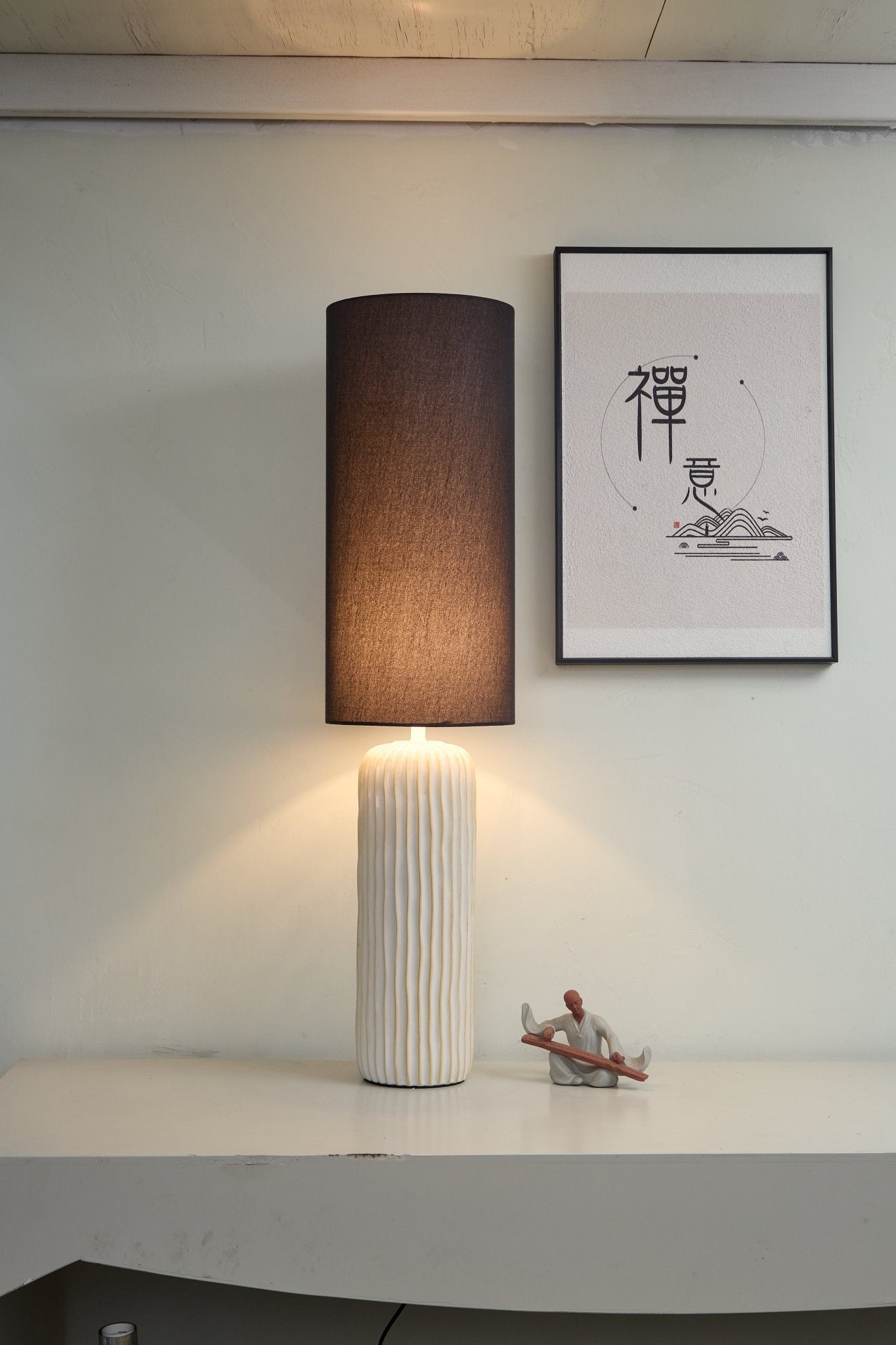 ribbed-ceramic-column-table-lamp-anzaz--5