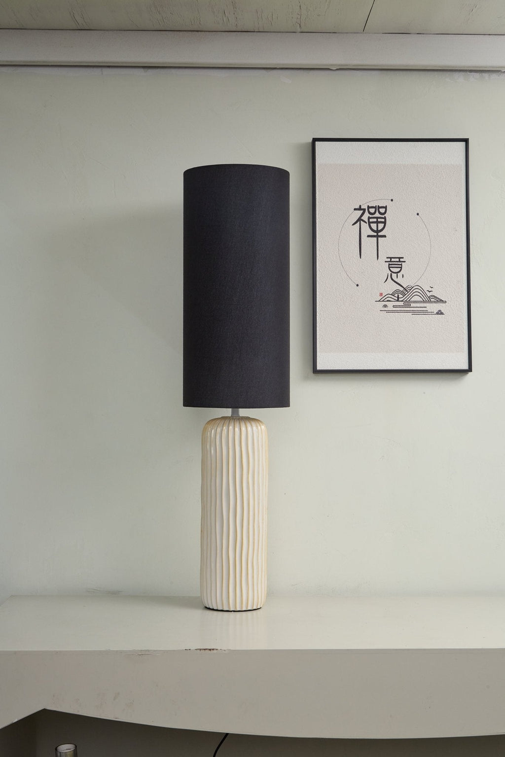 ribbed-ceramic-column-table-lamp-anzaz--7
