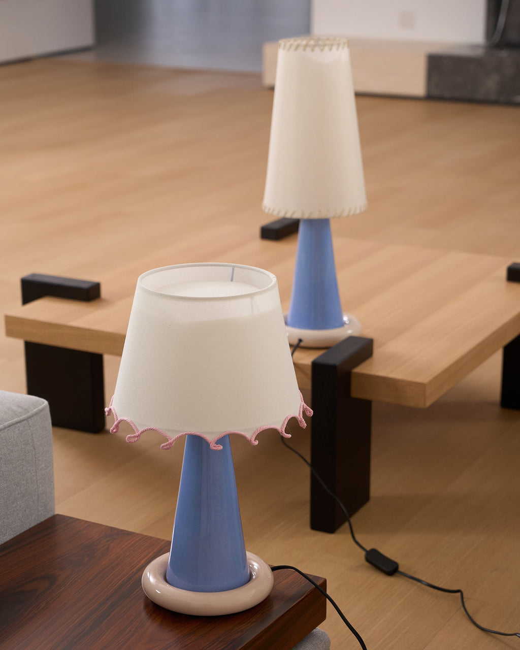 ribbon-table-lamp-anzaz--44