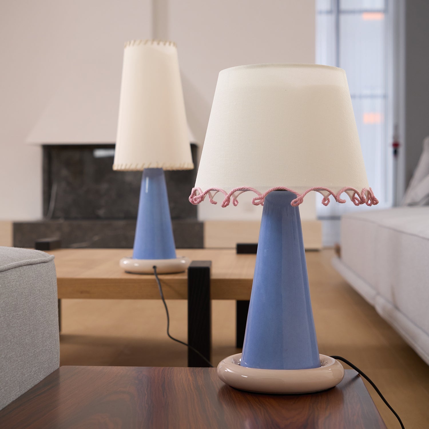 ribbon-table-lamp-anzaz--45