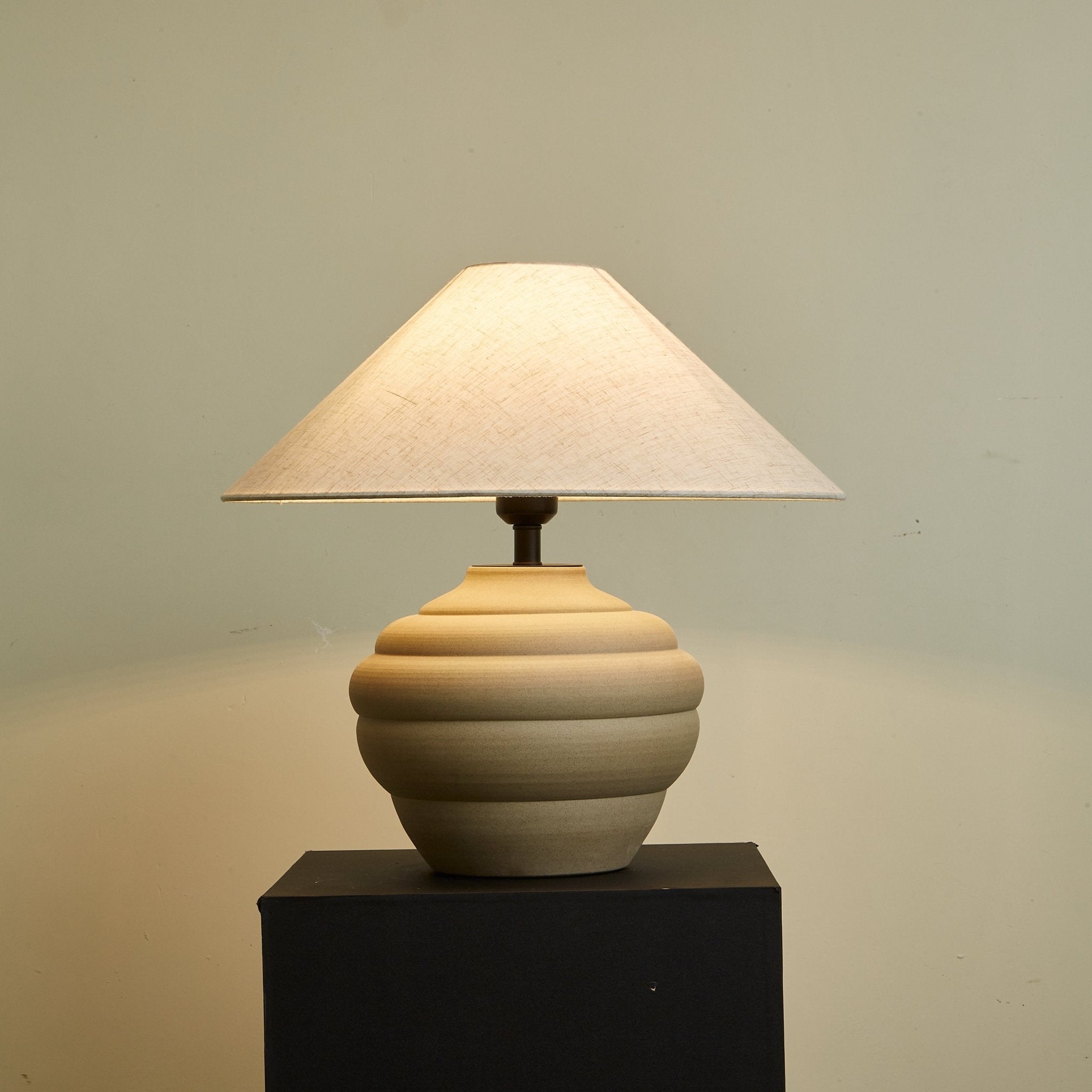 ripple-clay-table-lamp-anzaz-Beige-4