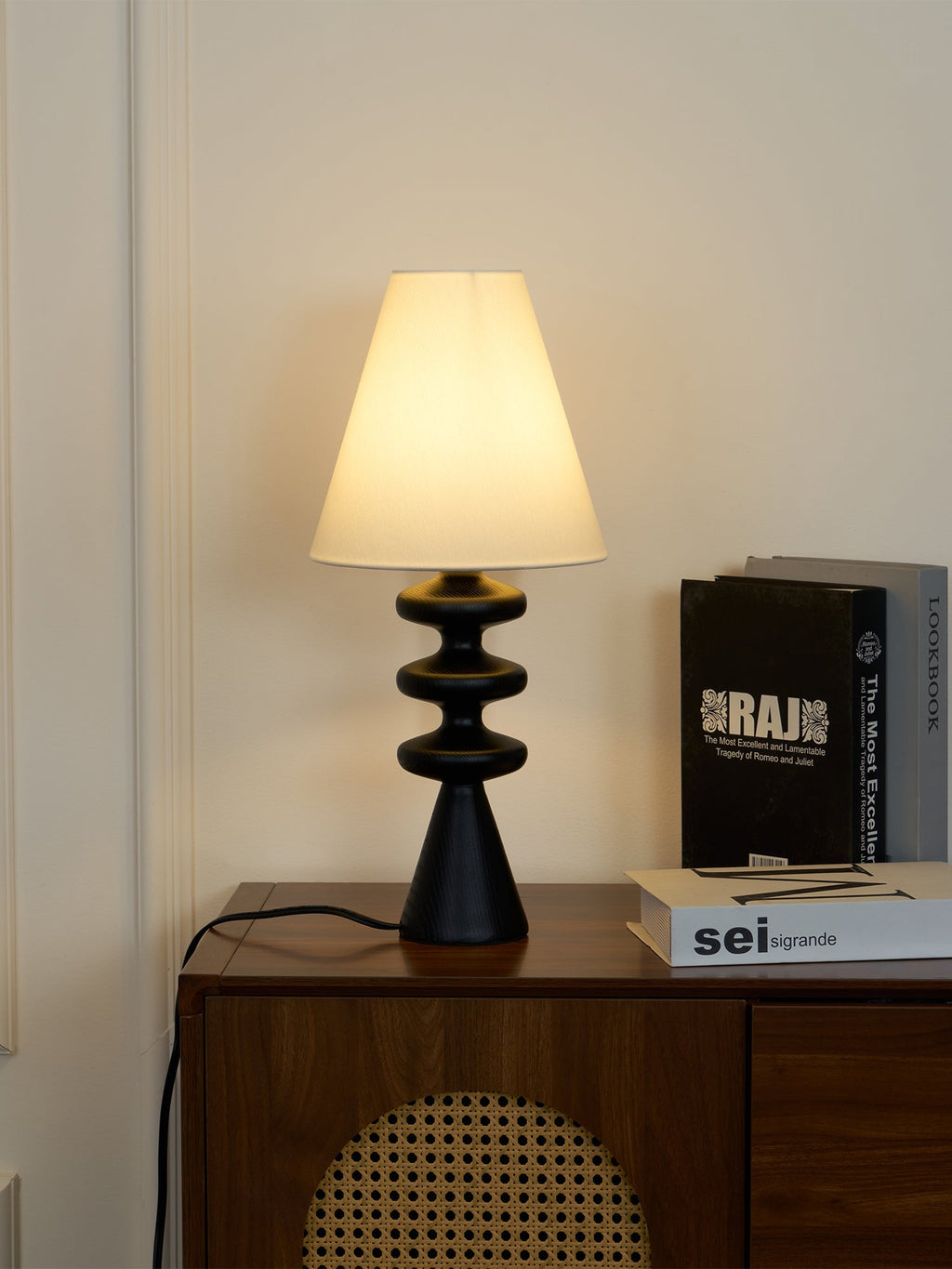 ripple-wood-table-lamp-anzaz--30