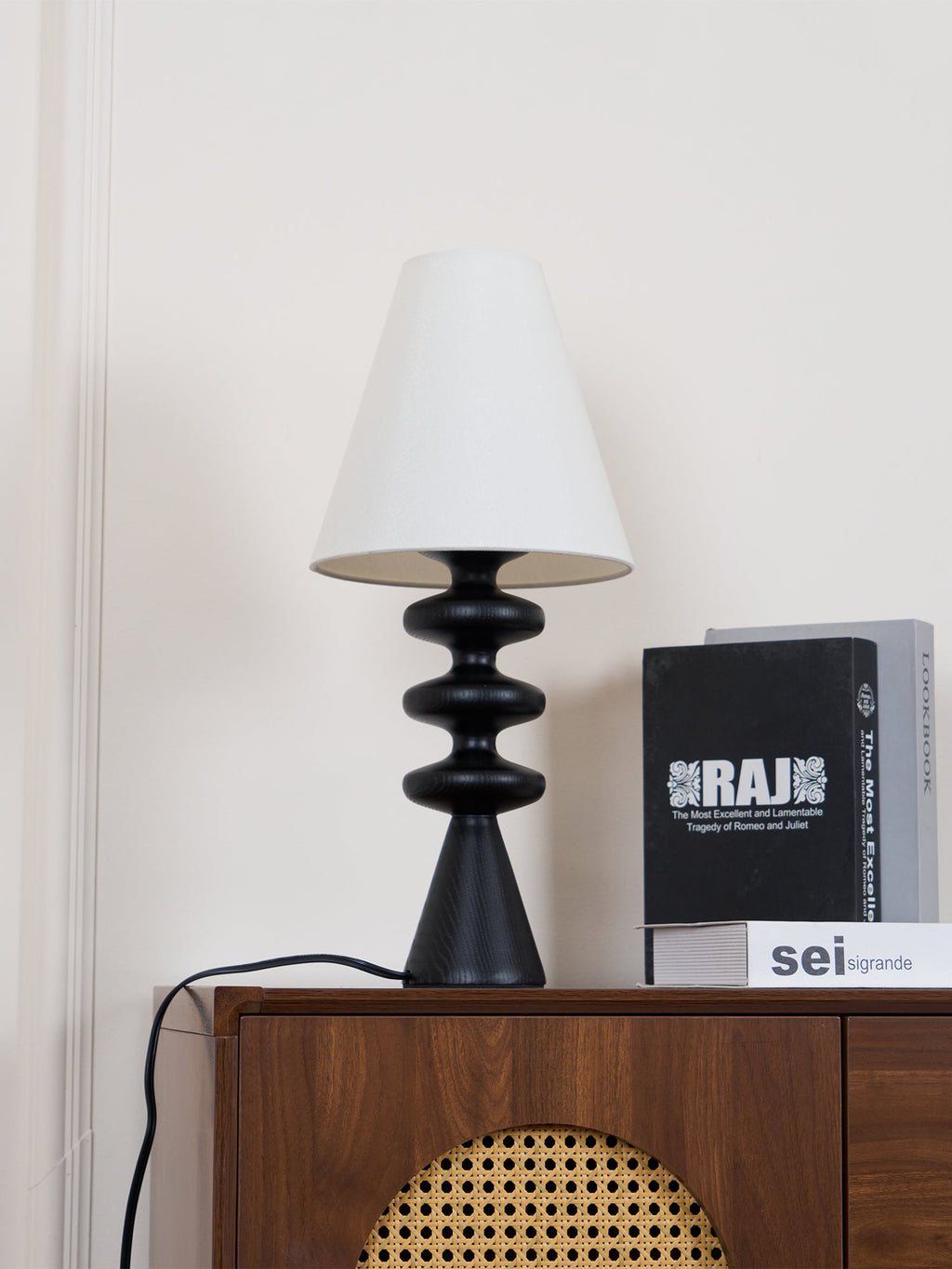 ripple-wood-table-lamp-anzaz--33