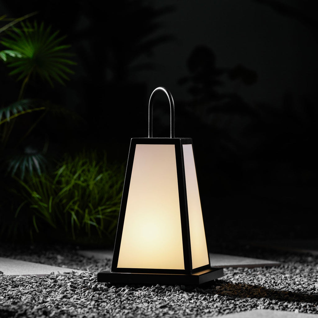 roam-lantern-garden-outdoor-lamp-anzaz--33