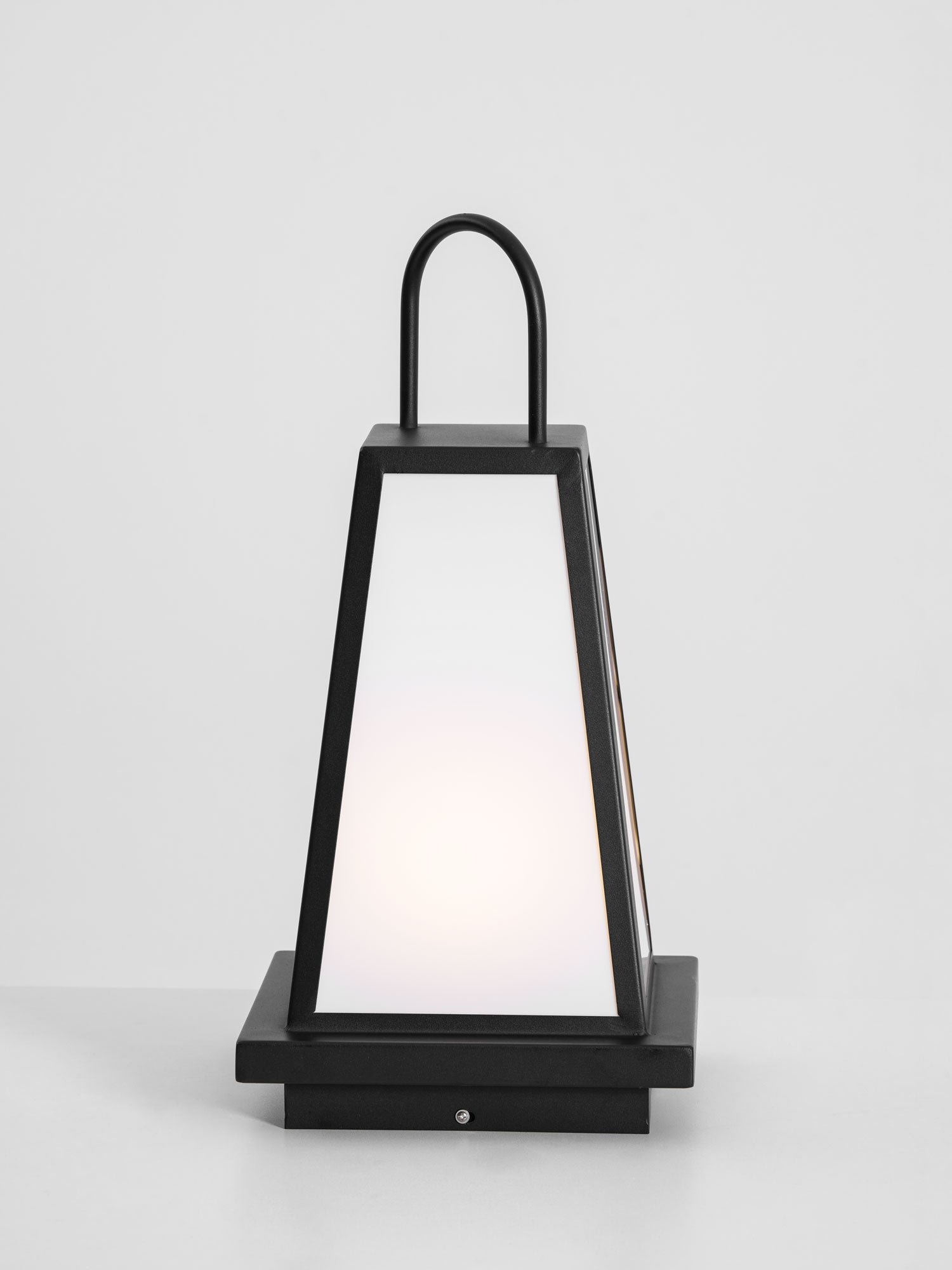 roam-lantern-garden-outdoor-lamp-anzaz--68