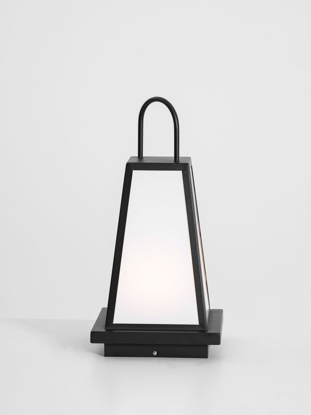 roam-lantern-garden-outdoor-lamp-anzaz--63