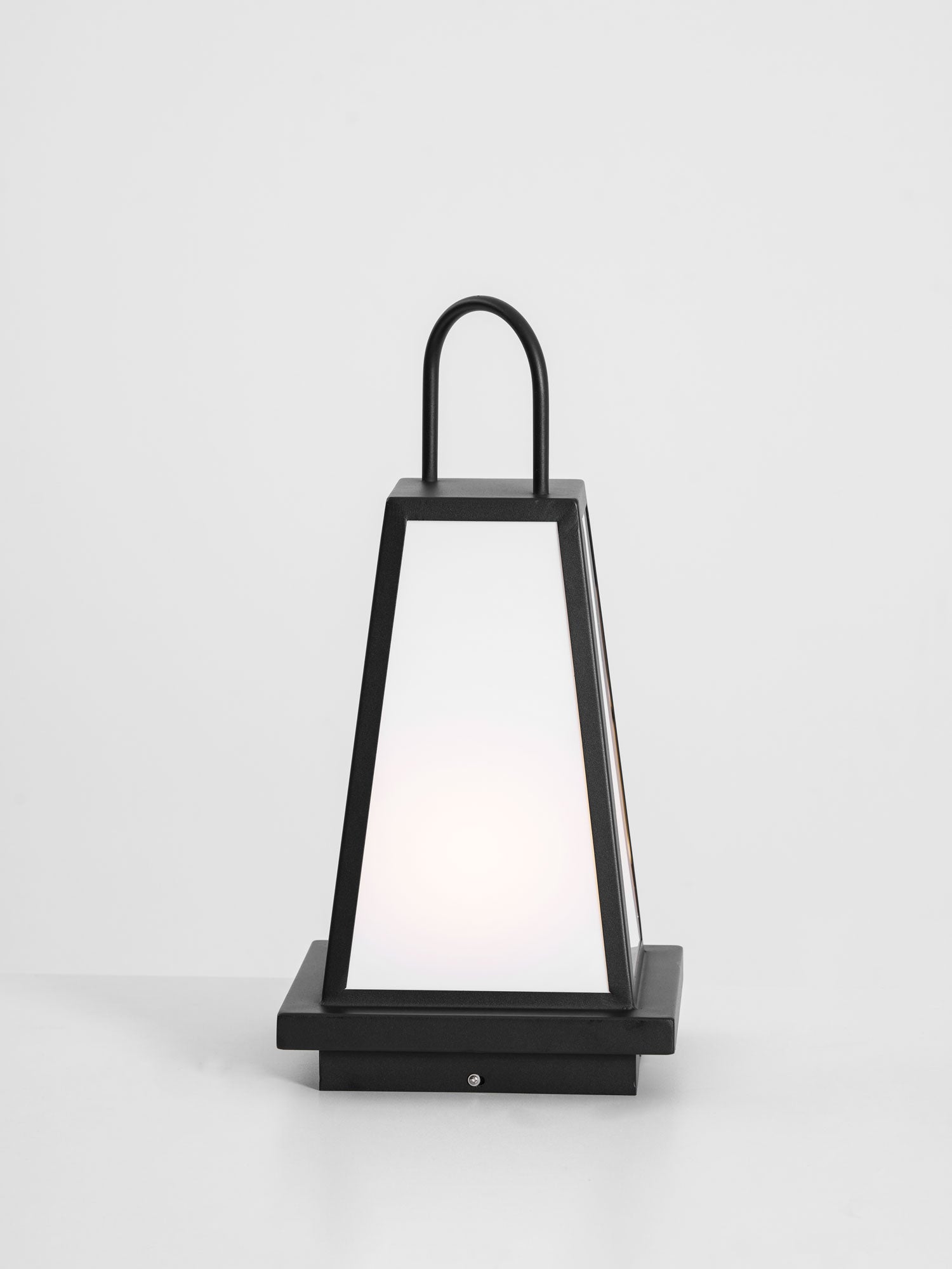 roam-lantern-garden-outdoor-lamp-anzaz--63