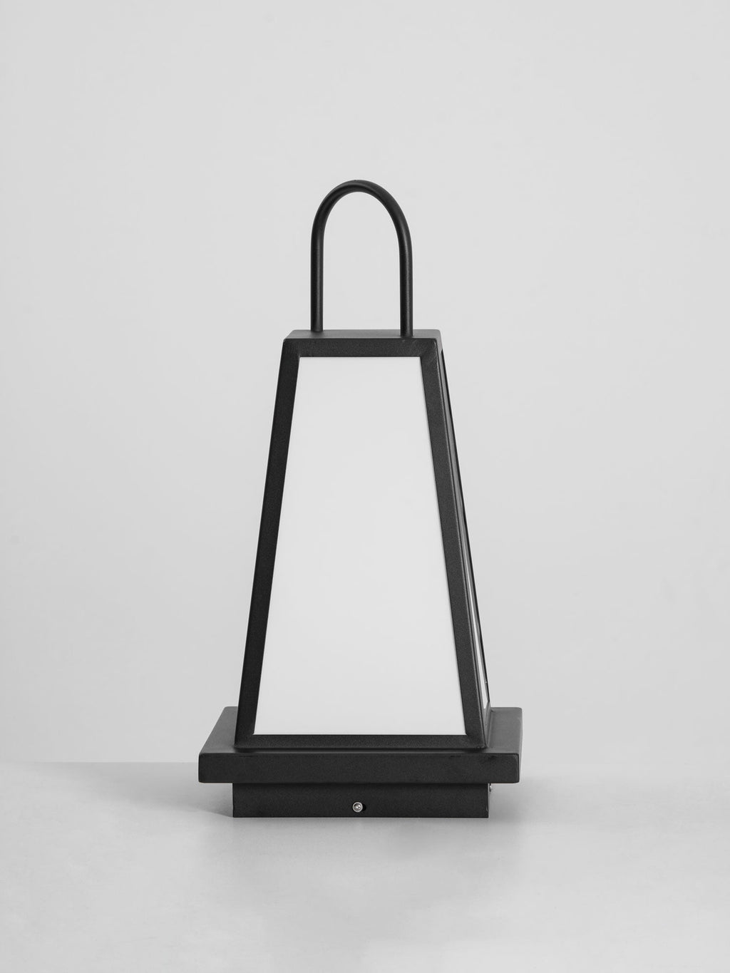 roam-lantern-garden-outdoor-lamp-anzaz--66