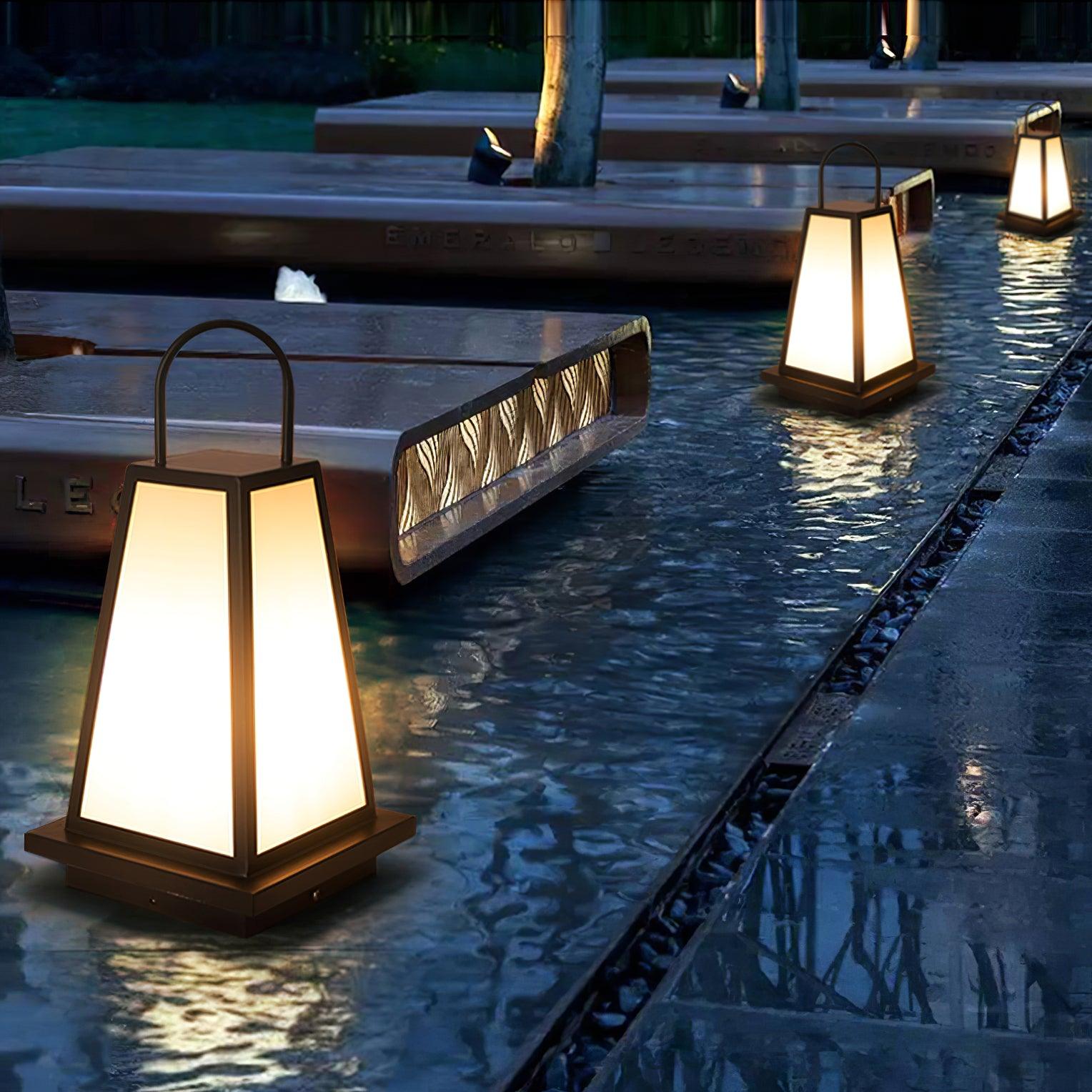 roam-lantern-garden-outdoor-lamp-anzaz--9