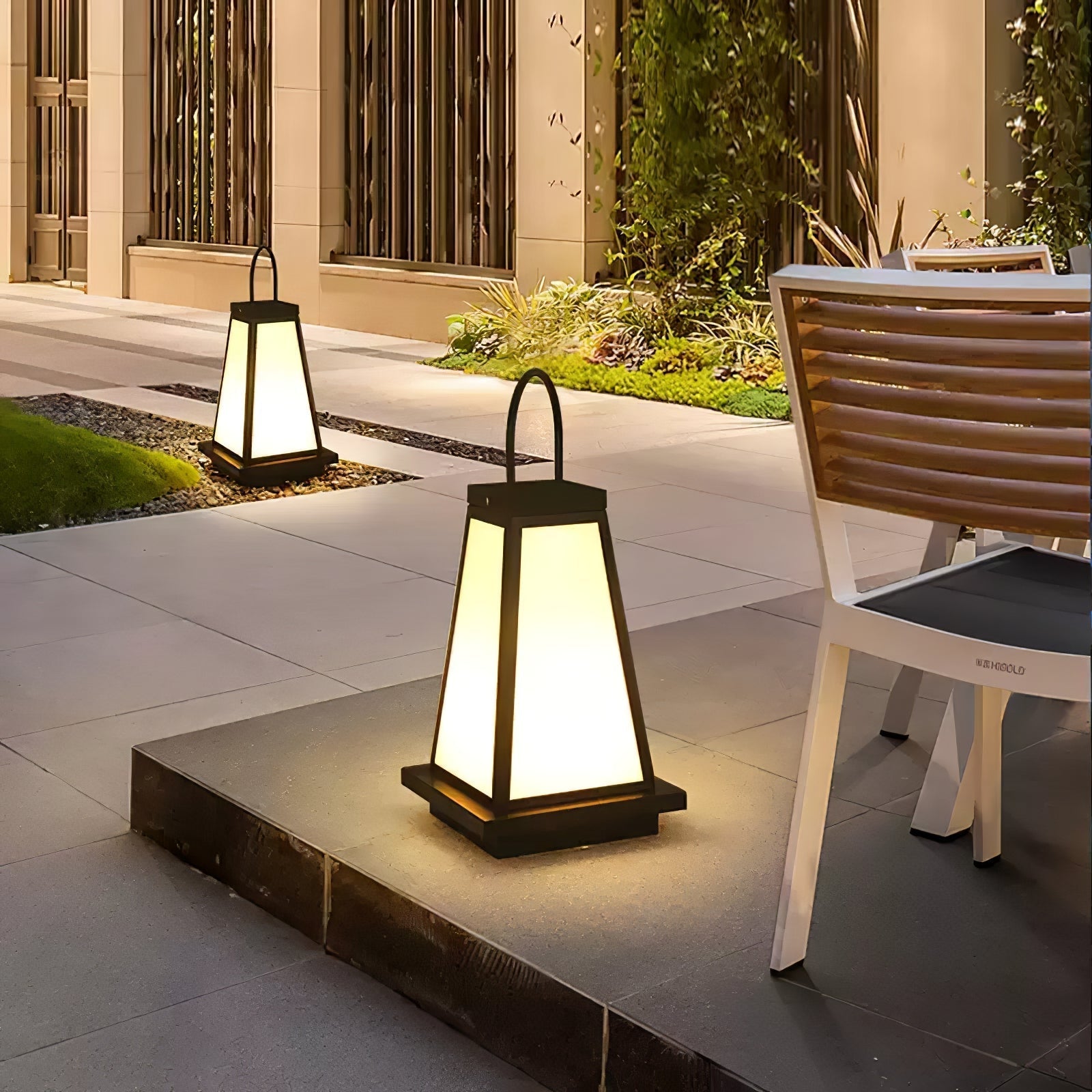 roam-lantern-garden-solar-outdoor-lamp-anzaz--42