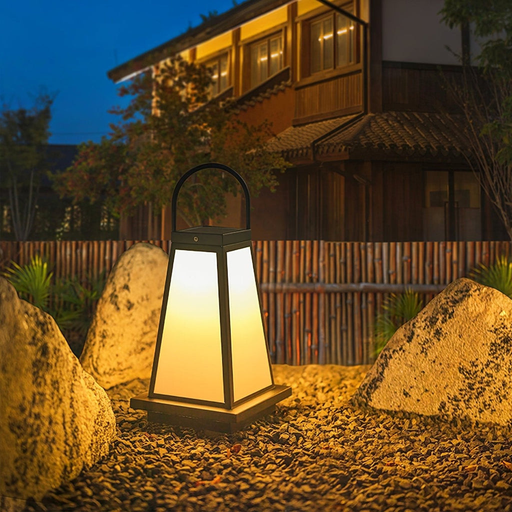 roam-lantern-garden-solar-outdoor-lamp-anzaz--44