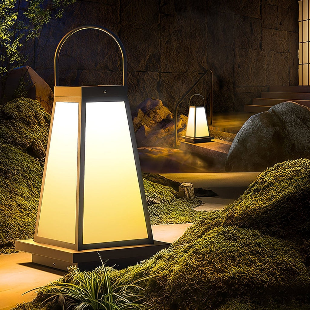roam-lantern-garden-solar-outdoor-lamp-anzaz--17